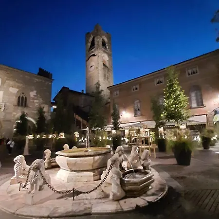 Piazza Vecchia Boutique בית נופש *